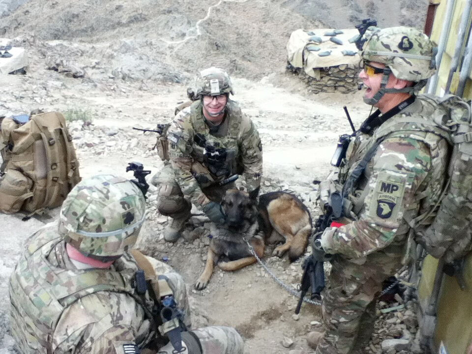 photo_ft_news_911_Seth with dog_090821.jpg